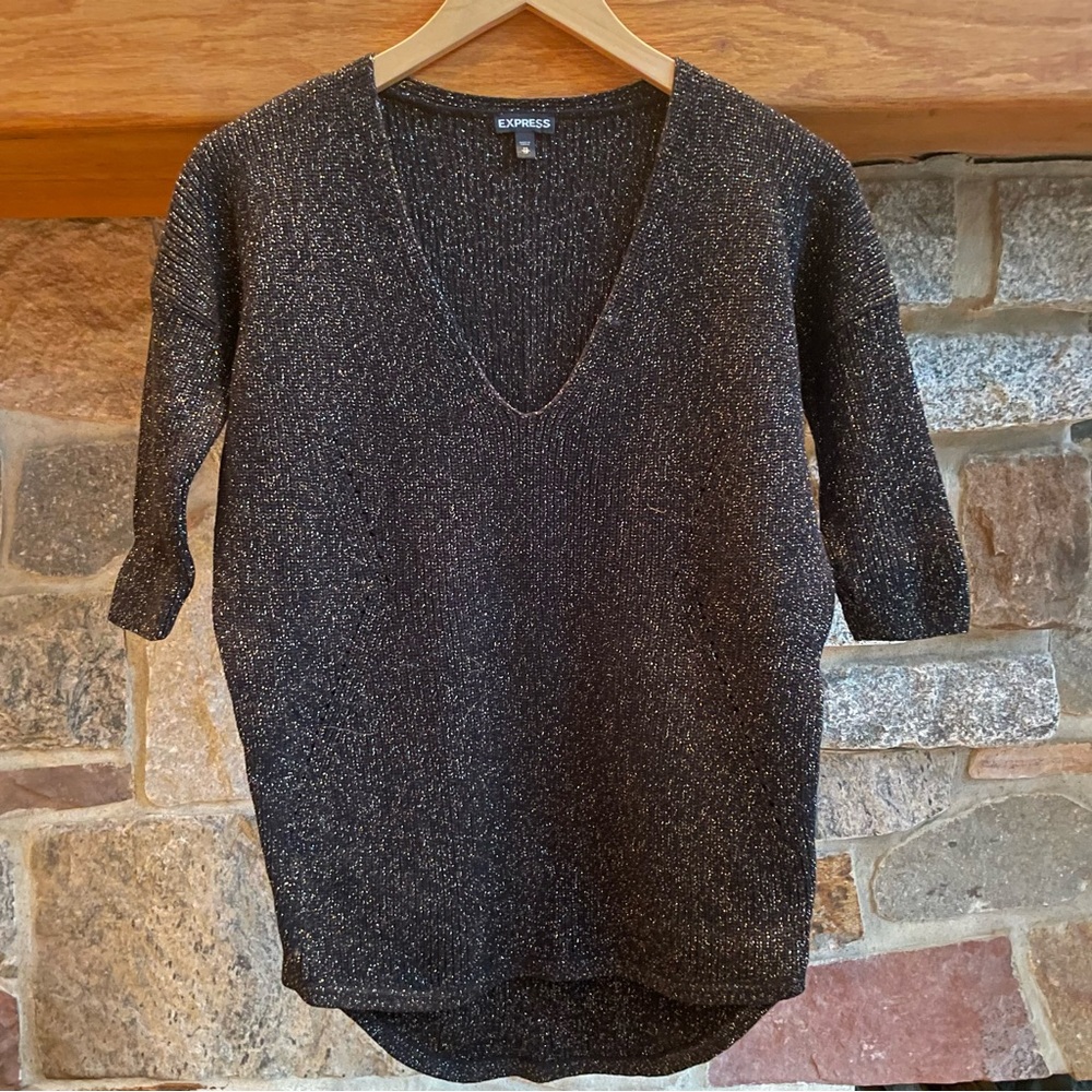 Donating Fri - LAST CALL - Express sweater
